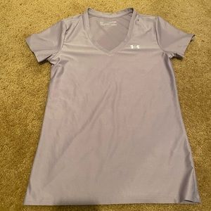 Women’s extra small Under Armour top in lavender